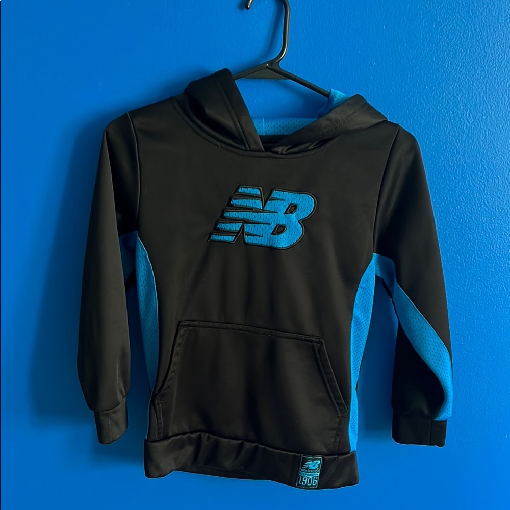 New Balance Black Blue Logo Sweatshirt